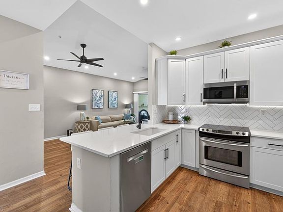 2nd image of 15420 Bellamar CIR #3123