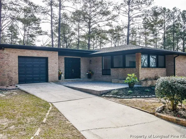 1277 Laurel Cir, Vass, NC 28394