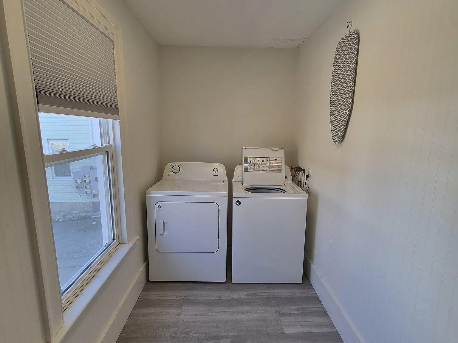 3 bed, $2,100 — Photo 4