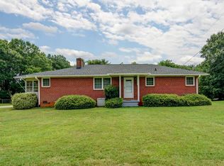 823 Rice Rd, Spartanburg, SC 29303