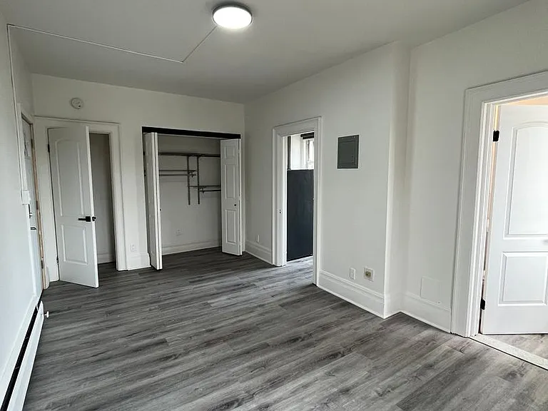 26 Irving Pl — Photo 5