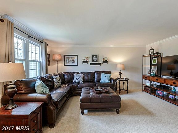 2nd image of 6504 Coachleigh Way
