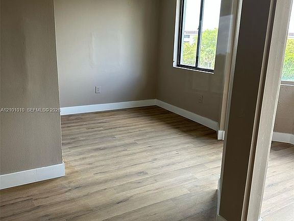 2nd image of 8335 SW 152nd Ave #Bph4