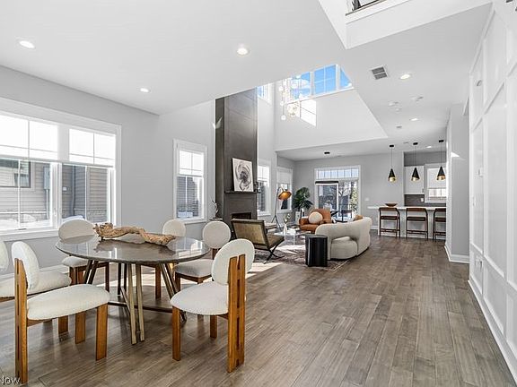 4th image of 2522 Edgewood Trce