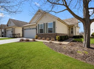 1344 Mansfield Dr, Aurora, IL 60502