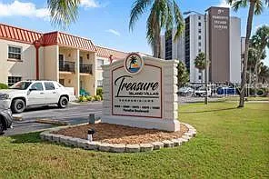 Building Photo - 10365 Paradise Blvd #10