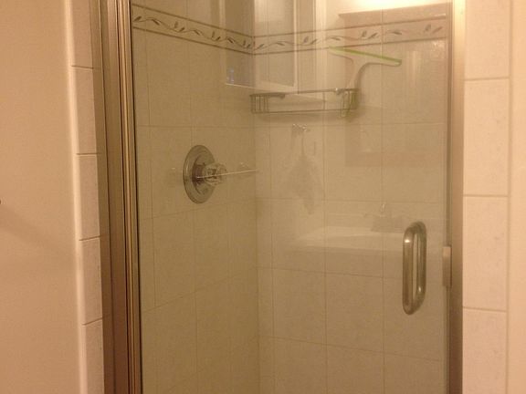 3rd image of 808 Duff Ct
