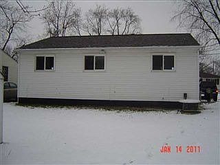 2nd image of 1695 Omar Dr