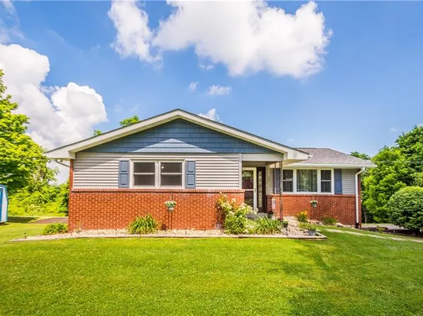 52 Sandrovich Ln, Scenery Hill, PA 15360