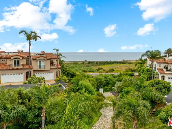 6434 Lunita Rd, Malibu, CA 90265