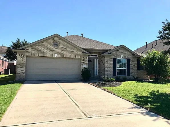 18426 Cypress Lake Village Dr, Cypress, TX 77429