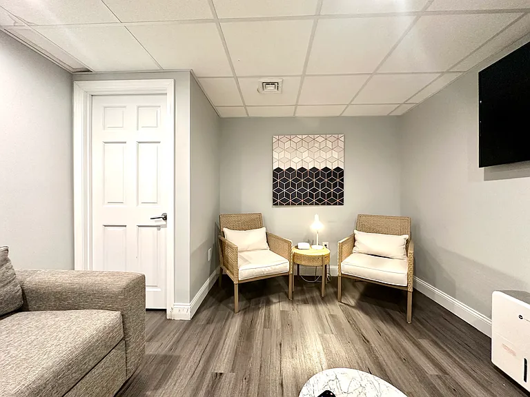 90 Wolcott Ave #1 — Photo 13