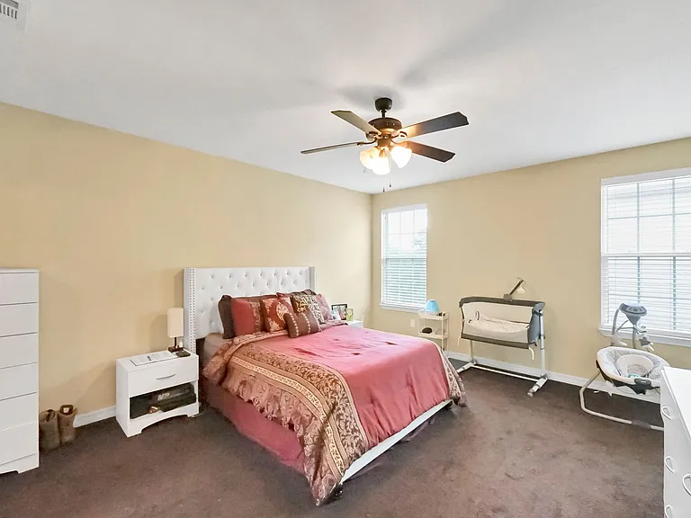 220 Wainwright Dr — Photo 23