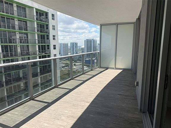3rd image of 488 NE 18th St #3104