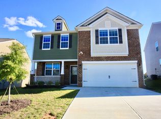 112 Longleaf Dr, Troutman, NC 28117