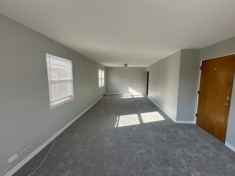 2644 W Balmoral Ave #1 — Photo 4
