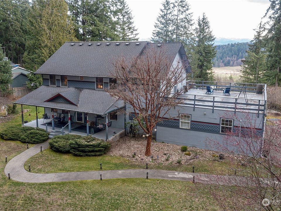1st image of 12613 232nd Avenue E