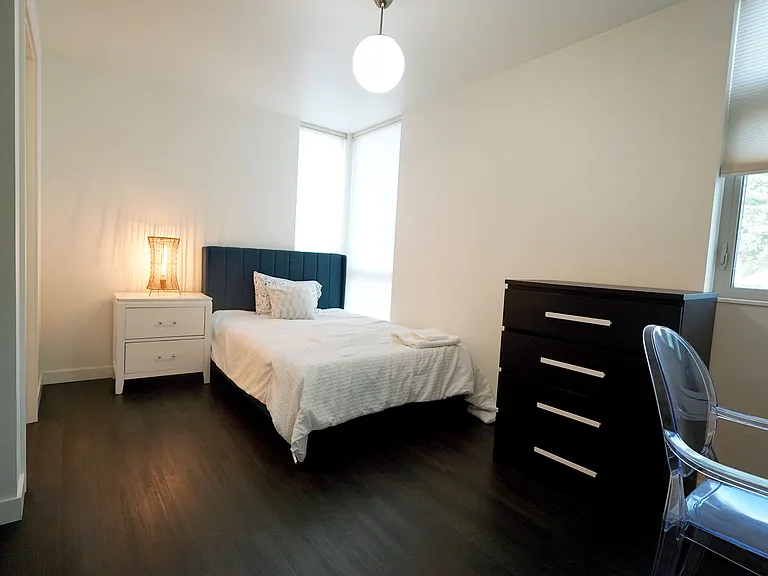 5234 15th Ave NE #202 — Photo 29