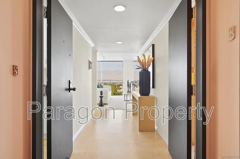 2 bed, 2.0 bath, 1740 sqft, $4,900 — Photo 2