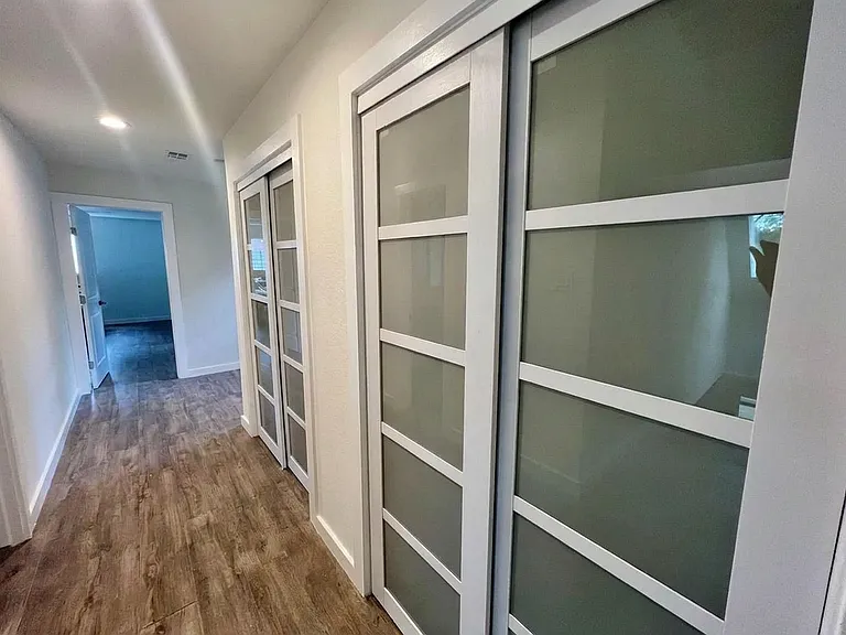 211 Mill Creek Dr — Photo 14