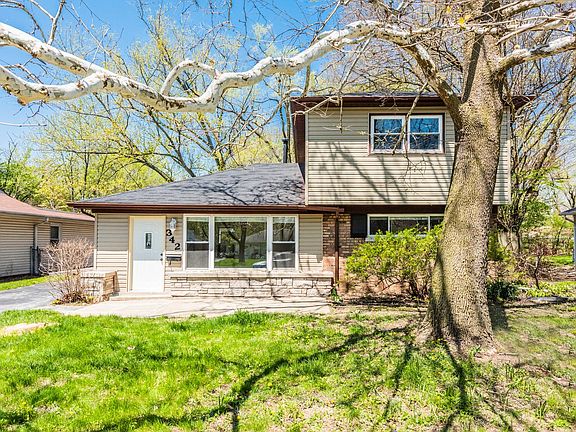 2nd image of 342 Indianwood Blvd