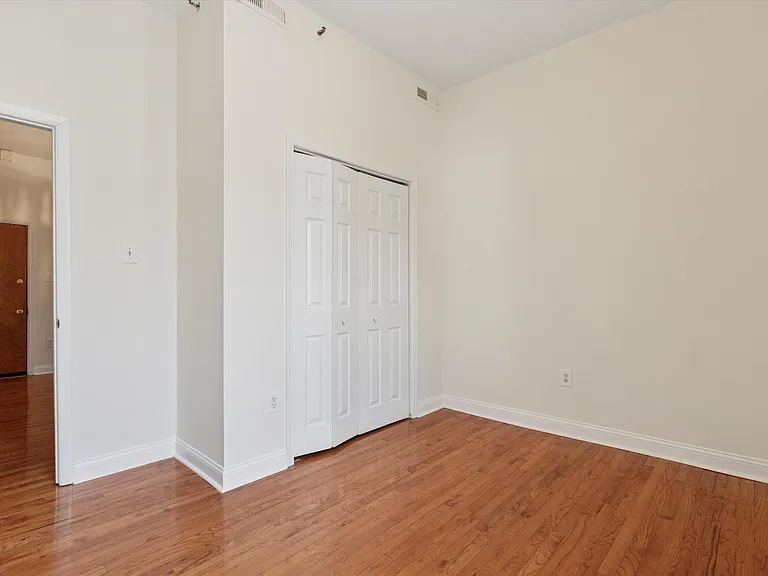 1601 Brown St #2 — Photo 14
