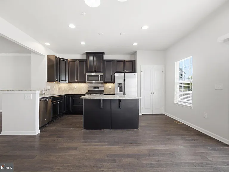 20 Twomey Ct — Photo 9