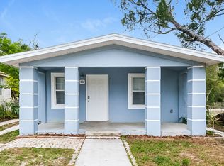 522 E Lime St, Tarpon Springs, FL 34689