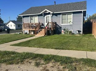 2102 Avenue C, Scottsbluff, NE 69361