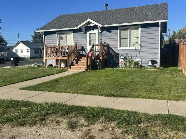 2102 Avenue C, Scottsbluff, NE 69361