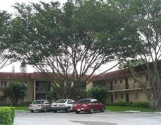 5th image of 6034 Forest Hill Blvd APT 208