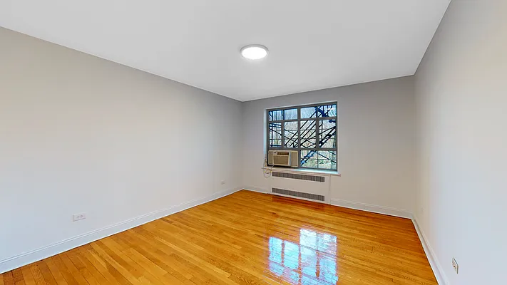 Rented by R New York | media 6