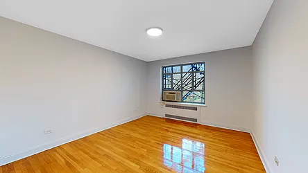 Rented by R New York