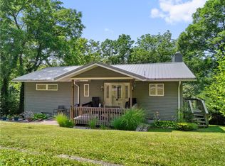 416 Lake Side Rd, Addison, PA 15411