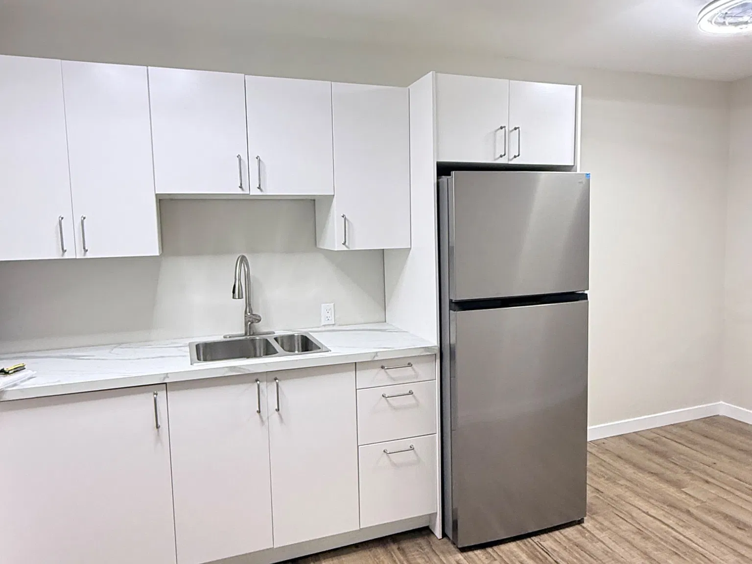 2 bed, $2,300 — Photo 3