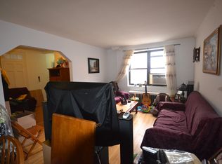 6015 Fresh Pond Rd APT C8, Maspeth, NY 11378