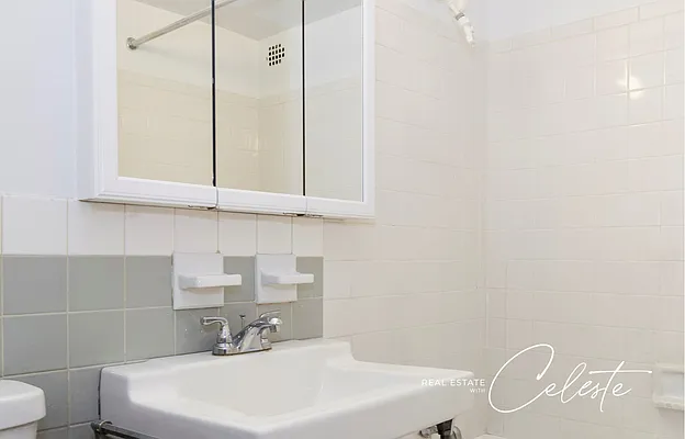 Rented by Sotheby's International Realty | media 28
