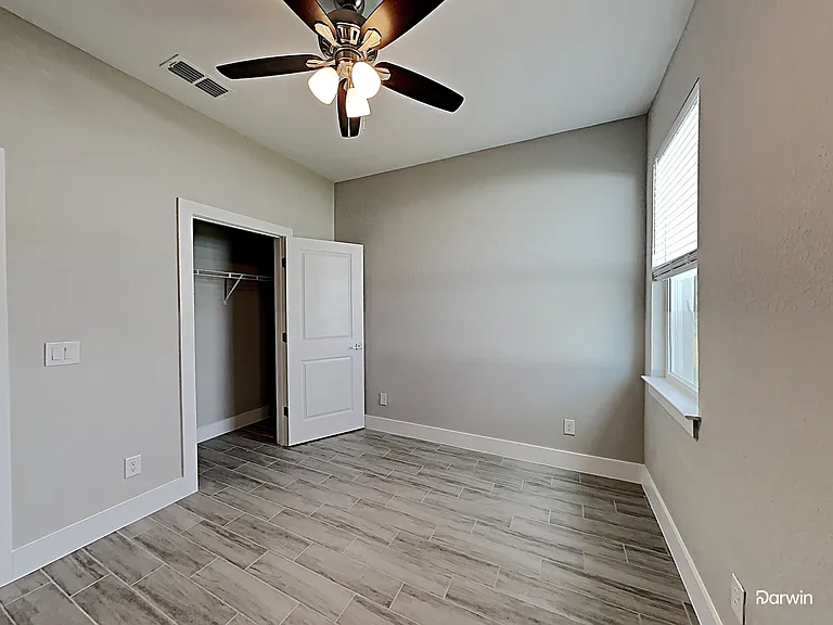354 Gardenia Ct — Photo 13
