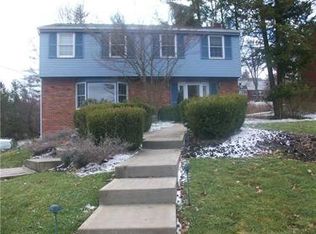 213 Falconhurst Dr N, Pittsburgh, PA 15238
