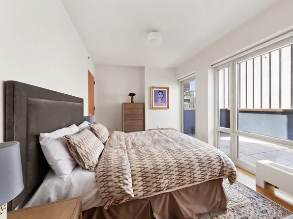 454 West 54th Street image 8 of 17