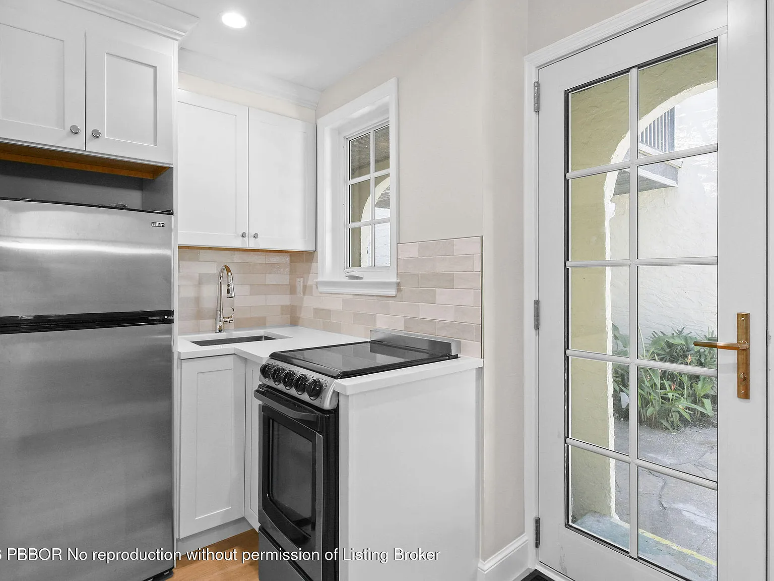 1 bed, 1.0 bath, $3,500 — Photo 2