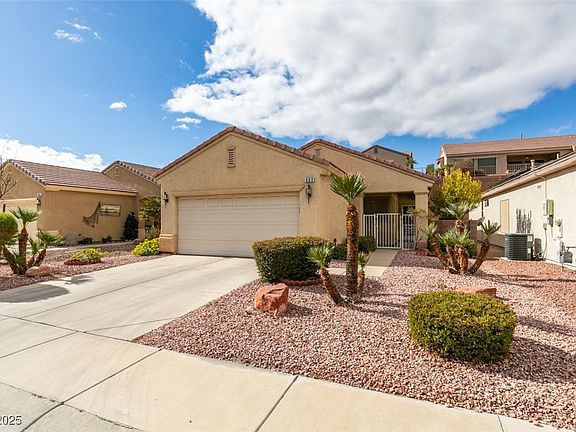 2nd image of 563 Cypress Gardens Pl