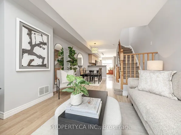 1751 Lampman Ave Unit 24, Burlington, ON L7L 6W3