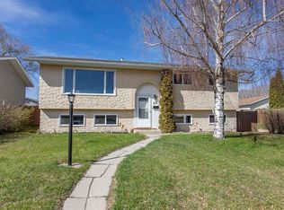 62 E Nance Ave, Red Deer, AB T4P 1Z2