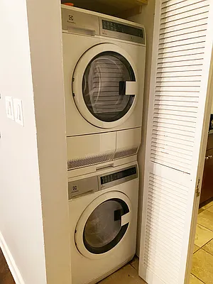 Sold by The Bamberger Group | media 4