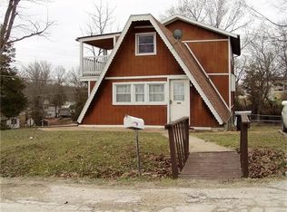 14249 Oak Dr, De Soto, MO 63020