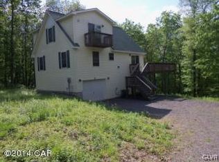 25 3rd Ln, Jim Thorpe, PA 18229
