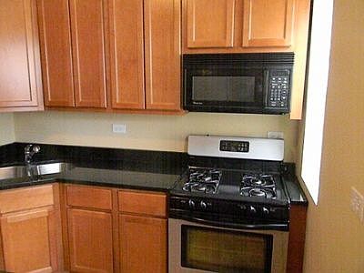 3rd image of 7326 N Damen Ave APT 1