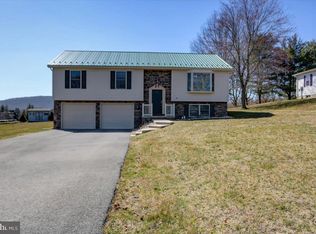 33 Cambridge Cir, Liverpool, PA 17045