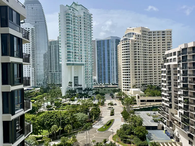 520 Brickell Key Dr #A1512 — Photo 6